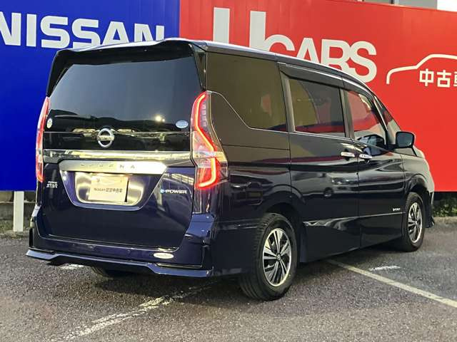 セレナ1.2 e-POWER ハイウェイスターV