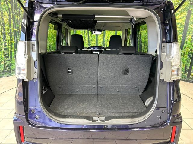 ���i�̂���������ʋ΁A���}���ɏ\���ȉ׎��X�y�[�X���m�ۂ��Ă���܂��B�Z�J���h�V�[�g��|���ƁA�傫�ȉו��̐ύڂ��\�ł���