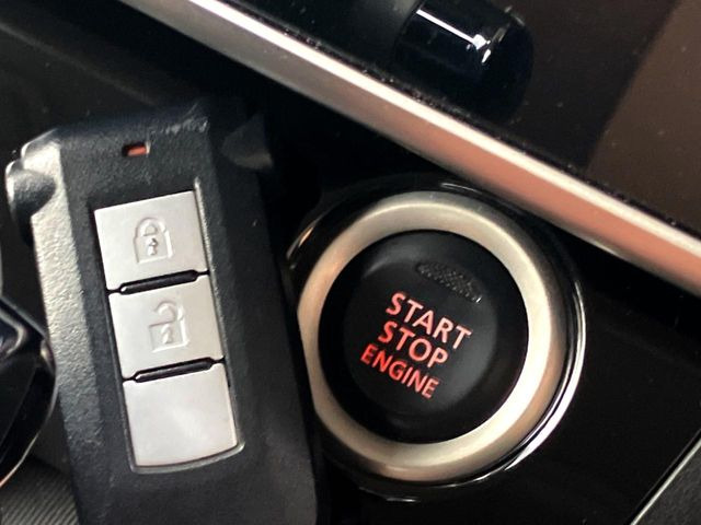 �y�C���e���W�F���g�L�[�z�J�o����|�P�b�g�ɓ��ꂽ�܂܂ł��h�A�̎{���E�������\�ȃX�}�[�g�L�[�𑕔��B�G���W���̃I���E�I�t�����J�M�����o���K�v����������Ƃ��Ă��֗��ł���