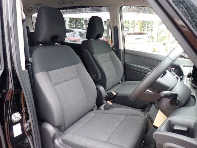 セレナ1.4 e-POWER XV