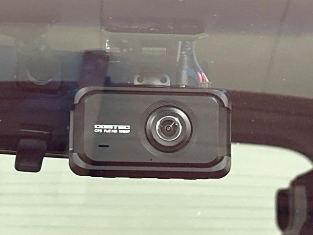 �y�h���C�u���R�[�_�[�z�h���C�u���R�[�_�[����!���s���͂������A������^�]�⎖�̂ɑ��������ہA�f���ŋL�^���A����̃��X�N�ɔ����܂��B���L�^�pSD�J�[�h�͂��q�l�����g�ł��������������K�v������܂��B