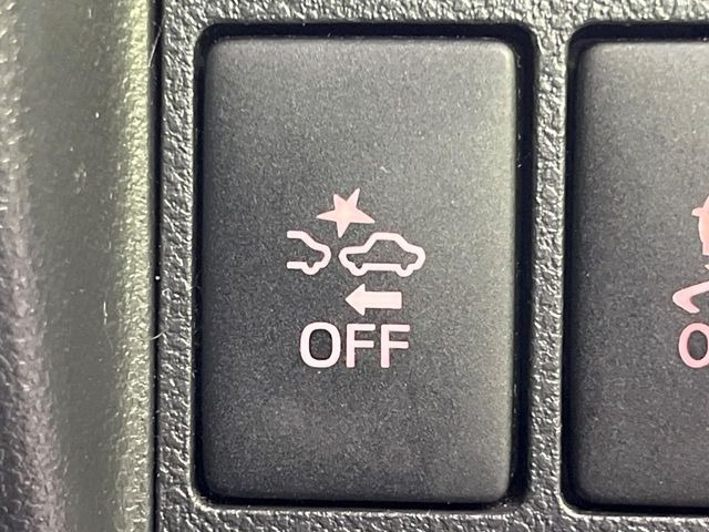 �y�X�}�[�g�A�V�X�g�z���s���ɑO���̎ԗ�����F�����A�Փ˂������Ȏ��͌x��ƃu���[�L�ŏՓˉ���Ɣ�Q�y�����A�V�X�g�B�����S�Ƀh���C�u�����y���݂��������܂��B