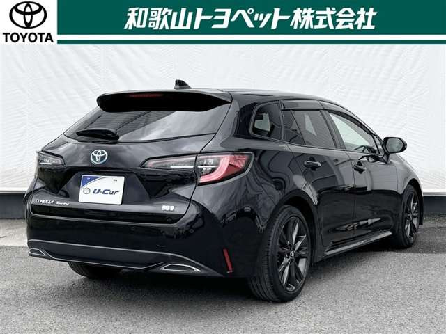 カローラツーリング1.8 ハイブリッド W×B