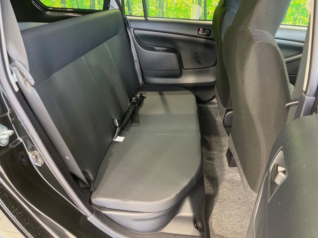 ���i���ȃI���W�i���t���A�}�b�g���I�v�V�����ɂĂ��p�ӂ��Ă���܂��B���D���ȃf�U�C����J���[�����Ԃɍ��킹�đI��ł����������Ƃ��ł��܂���