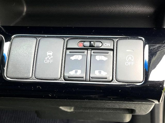 �y�����p���[�X���C�h�h�A�z�X�}�[�g�L�[��^�]�Ȃ̃X�C�b�`�Ō�ȗ����X���C�h�h�A�̊J���\���d��������͂����ăh�A���J����K�v�������A�����Ȃ��q�l�ł��ȒP�ɊJ���߂ł����K�ł���