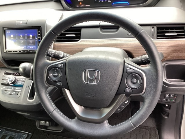 フリード1.5 クロスター ホンダセンシング