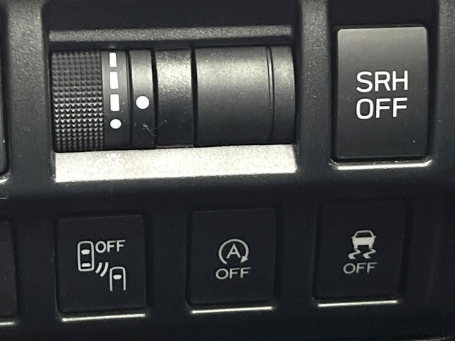 �y�����r�[�N���f�B�e�B�N�V�����z���s���A�h�A�~���[�̎��p�ɂȂ�₷���ӏ��Ɍ㑱�Ԃ��ڋ߂���ƃT�C�h�~���[�t�߂Ɍx����\���A�h���C�o�[�ɒ��ӊ��N�ƁA����̍ۂ̓n���h��������A�V�X�g�����܂��B