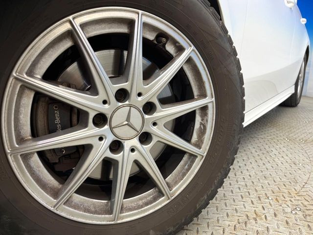 ��18�C���`�A���~�z�C�[��:�A���ԂȂ�ł͂̑�z����������x����z�C�[���Ƒ����ł�!���{�Ԃ̑���Ɋ���Ă�����ɂ����Б̊����Ē��������قǁA�������x���ł܂Ƃ܂��Ă��܂�!