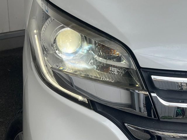 �yHID�w�b�h���C�g�z���ɖ��邭�O�����Ƃ炵�Ă����̂ŁA���V����Ԃ̑��s�������E�ǍD�ň��S���Ă���肢�������܂��B