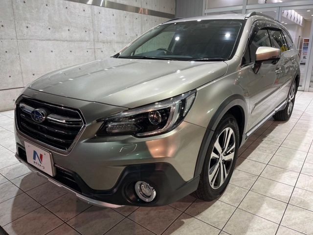 高透明度のガラス皮膜で撥水はもちろん、上質なツヤ・光沢を実現。紫外線や酸性雨から大切な愛車を保護し、色あせ・劣化を防止。「弾スプラッシュコート」、「弾プリミッサコート」からお選びいただけます。