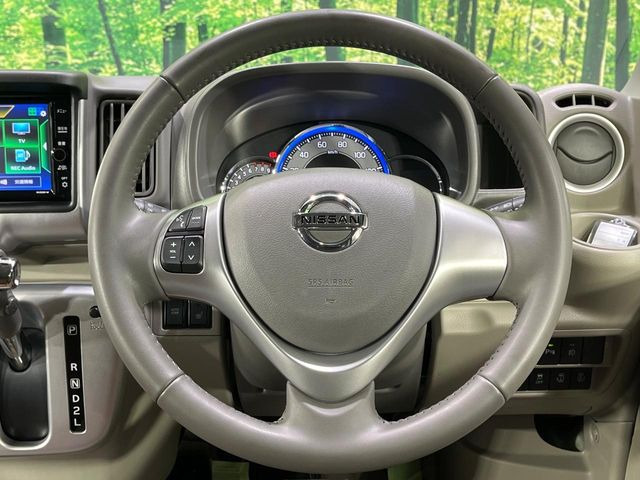 �y�X�e�A�����O�X�C�b�`�z�^�]���A�O������ڐ������炷���ƂȂ��A�I�[�f�B�I���̑��삪�\�ȕ֗��@�\!���S&���K�ȃh���C�u�����o���Ă���܂���