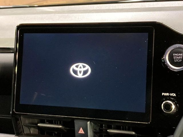 �y�����i�r�z�l�C�̏����i�r�𑕔����Ă���܂��B�i�r�̎g���₷���͂������A�I�[�f�B�I�@�\���[��!�L�����v�◷�s�͂������A�ʋ΂┃�����ȂǕ��i�̃h���C�u���y�����Ȃ�͂���