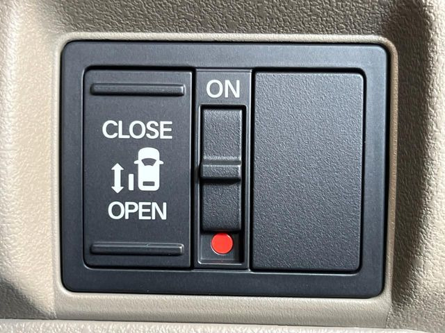 N-BOXジョイ モノトーン