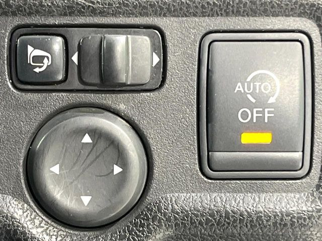 �y�d���i�[�~���[�z�T�C�h�~���[�͓d���i�[���ƂȂ��Ă���A�������ԏ�ł��L�Y�������X�N��}�����܂��B