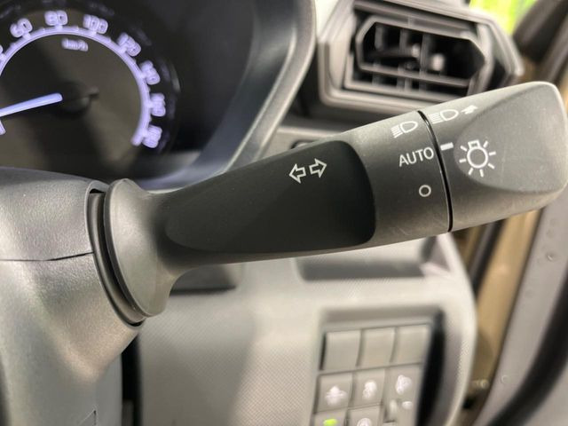 �y�I�[�g���C�g�z����̖��邳�ɉ����Ď����Ńw�b�h���C�g�̓_���E�������ł���@�\�ł�!���C�g�̕t���Y��E�����Y��Ȃǂ������Ȃ�A�J�̓���[���̑��s�����S!�g���l���ʉߎ����֗��ł��ˁ�