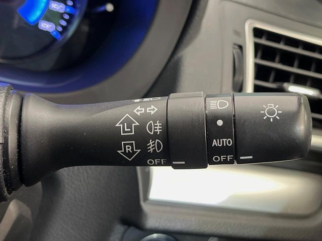 �y�I�[�g���C�g�z����̖��邳�ɉ����Ď����Ńw�b�h���C�g�̓_���E�������ł���@�\�ł�!���C�g�̕t���Y��E�����Y��Ȃǂ������Ȃ�A�J�̓���[���̑��s�����S!�g���l���ʉߎ����֗��ł��ˁ�