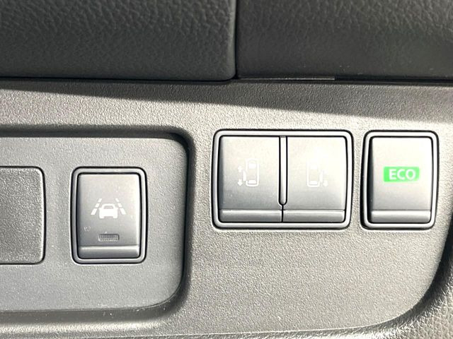 �y�����p���[�X���C�h�h�A�z�X�}�[�g�L�[��^�]�Ȃ̃X�C�b�`�Ō�ȗ����X���C�h�h�A�̊J���\���d��������͂����ăh�A���J����K�v�������A�����Ȃ��q�l�ł��ȒP�ɊJ���߂ł����K�ł���