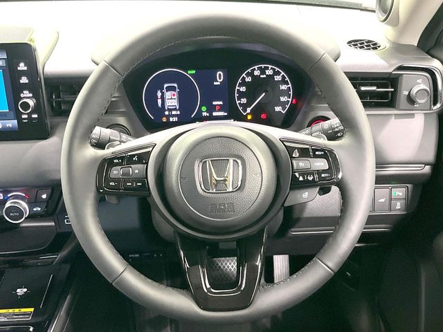 �y�����v�����X�e�A�����O�z�㎿�Ȋv���g�p���邱�ƂŁA��ɂ����������݂ƂĂ��^�]���₷���n���h���ł���