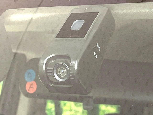 �y�h���C�u���R�[�_�[�z�h���C�u���R�[�_�[����!���s���͂������A������^�]�⎖�̂ɑ��������ہA�f���ŋL�^���A����̃��X�N�ɔ����܂��B���L�^�pSD�J�[�h�͂��q�l�����g�ł��������������K�v������܂��B