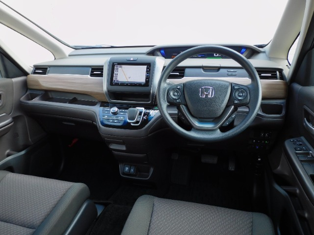 フリード+1.5 ハイブリッド G