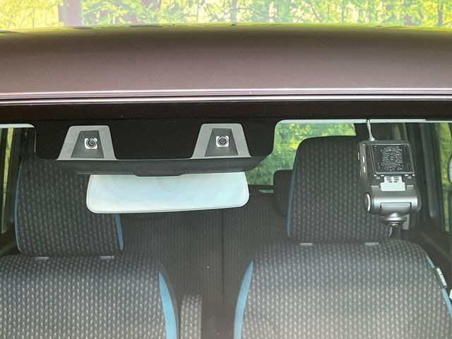 【スズキ セーフティサポート】走行中に前方の車両等を認識し、衝突しそうな時は警報とブレーキで衝突回避と被害軽減をアシスト。より安全にドライブをお楽しみいただけます。