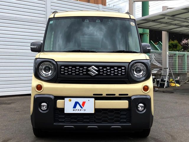 弊社では、全車『修復歴なし』のお車のみ取り扱っております。専任バイヤーによる厳選した仕入れの後、入庫後の車両チェックを行い、ネクステージが認定した高品質な中古車をご提供しております。