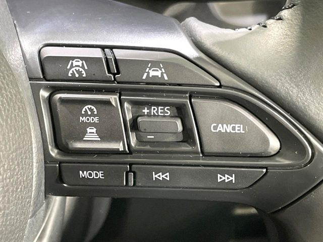 �y�g���^�Z�[�t�e�B�Z���X�z���s���ɑO���̎ԗ�����F�����A�Փ˂������Ȏ��͌x��ƃu���[�L�ŏՓˉ���Ɣ�Q�y�����A�V�X�g�B�����S�Ƀh���C�u�����y���݂��������܂��B