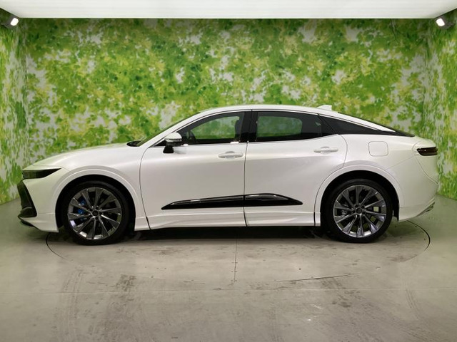 クラウンクロスオーバー2.5 G アドバンスト レザー パッケージ E-Four 4WD