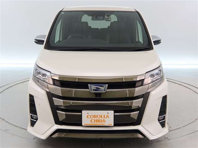 ノア1.8 ハイブリッド Si W×B II