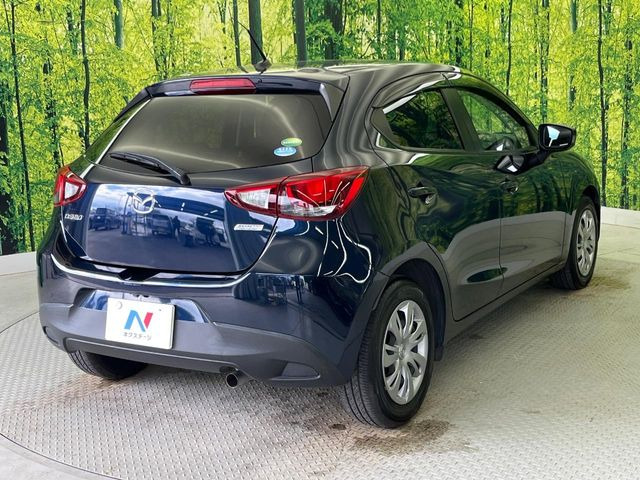 ☆全国のネクステージからお取り寄せが可能※!遠方の店舗に展示してあるクルマが気になる場合も、最寄りの店舗でご覧いただくことが可能です!是非私たちに要望をお聞かせください!※別途費用