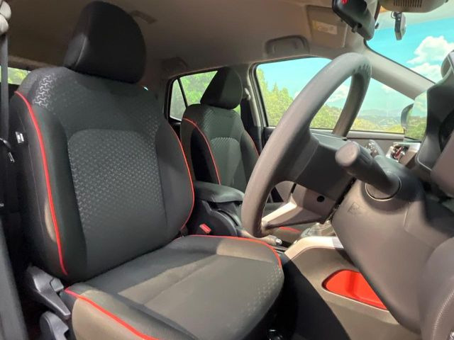 �^�]�ȃV�[�g���͎g�p�������Ȃ��A�ǍD�ȏ�ԂƂȂ��Ă��܂��B���J�Ɏg���Ă������Ƃ��悭�킩��܂��ˁB