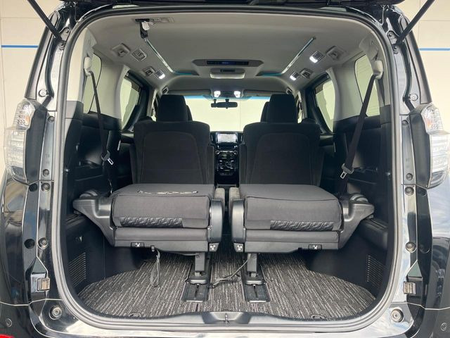 ���i�̂���������ʋ΁A���}���ɏ\���ȉ׎��X�y�[�X���m�ۂ��Ă���܂��B