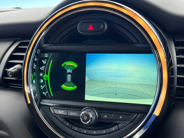 ���o�b�N�J����:�֗��ȁy�o�b�N�J�����z�ň��S�m�F���ł��܂��B���Ԃ����ȕ��ɂ��I�X�X���ȕ֗��@�\�ł��B