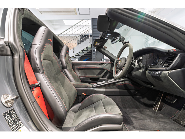 911タルガ4 GTS PDK