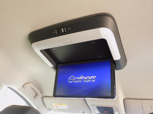 フリード1.5 e:HEV クロスター