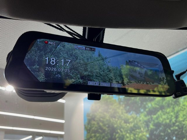 �y�C���e���W�F���g���[���~���[�z��Ȃ̑傫�ȉו��⓯��҂Ō�����m�F���Â炢���ł����S!�J�������B�e�����ԗ�����̉f�������[���~���[���ɕ\���B�N���A�Ȏ��E�ŏ󋵂̊m�F���\�ł�!