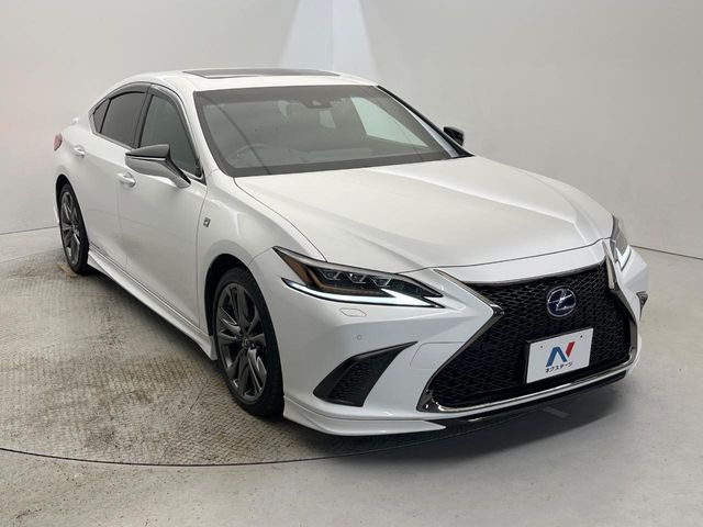 ES300h Fスポーツ
