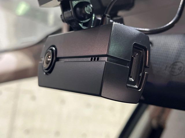 �y�h���C�u���R�[�_�[�z���S�E���S�ȃJ�[���C�t�ɕK�{�̃h���C�u���R�[�_�[�𑕔�!���s���͂������A������^�]�⎖�̂ɑ��������ۂ̏󋵂��f���ŋL�^���A����̃��X�N�ɔ����܂��B