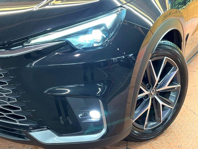 �yLED�w�b�h���C�g�z���V����ԑ��s�����ǍD�Ȏ��E���m�ۂ����S���ĉ^�]�ł��鍂�P�xLED�w�b�h���C�g�𑕔�!�_�����x�������A����d�͂��}�����Ă��܂��B