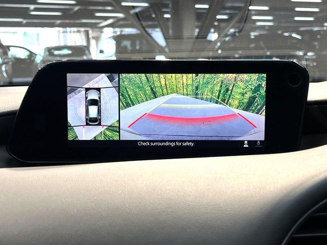 �y360&deg;�r���[���j�^�[�z��p�̃J�����ɂ��A�ォ�猩���낵���悤�Ȏ��_��360�x�N���}�̎��͂��m�F���邱�Ƃ��ł��܂������p�������m�F���₷���A�����ꏊ�ł̐؂�Ԃ��⒓�Ԃ��X���[�Y�ɍs���܂��B