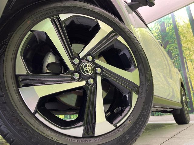 �y����17�C���`�A���~�z�C�[���z�O�ςɃ}�b�`���������A���~�z�C�[���𑕒����Ă���܂��B�e��ЊO�A���~�z�C�[����A�X�^�b�h���X�^�C�����戵�����Ă���܂��B���񂲑��k����������