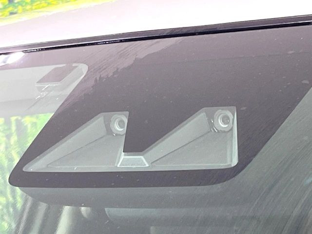 �y�X�}�[�g�A�V�X�g�z���s���ɑO���̎ԗ�����F�����A�Փ˂������Ȏ��͌x��ƃu���[�L�ŏՓˉ���Ɣ�Q�y�����A�V�X�g�B�����S�Ƀh���C�u�����y���݂��������܂��B