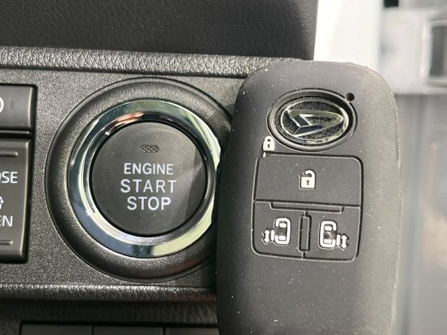 �y�L�[�t���[�V�X�e���z�J�o����|�P�b�g�ɓ��ꂽ�܂܂ł��h�A�̎{���E�������\�ȃX�}�[�g�L�[�𑕔��B�G���W���̃I���E�I�t�����J�M�����o���K�v����������Ƃ��Ă��֗��ł���