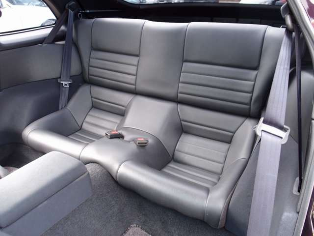 全国でも数台しか掲載されていない純正ミッドナイトパープル外装色のフェアレディZが入庫!平成30年年2月3日 走行92,815km時にはタイミングベルト一式交換済みとなる希少価値の高い一台