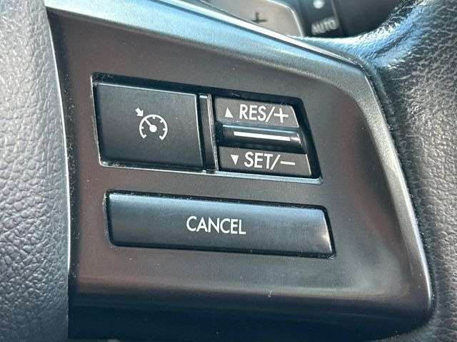 �y�N���[�Y�R���g���[���z�������H�����N���N���s�B�A�N�Z���𗣂��Ă���葬�x�ő��s���ł��A�������^�]���̕��S���y��!�����E�������ȒP�ȃX�C�b�`����Œ����ł��܂��B