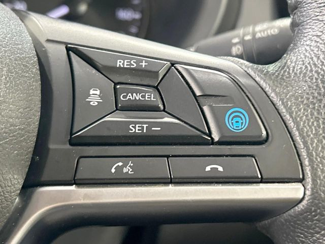 【プロパイロット】高速道路での長距離走行が楽に!!渋滞時と巡回走行のシーンで、アクセル・ブレーキ・ステアリングを自動で制御し、長距離運転の負担を軽減してくれます♪