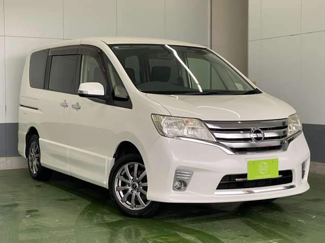 セレナ2.0 ハイウェイスター Vセレクション 4WD