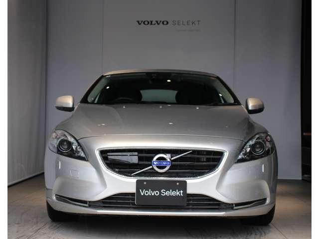 V40D4 SE ディーゼル