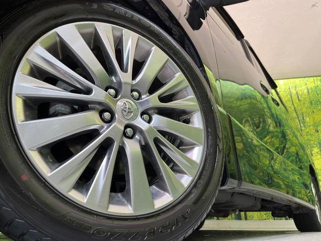 �y����18�C���`�A���~�z�C�[���z�O�ςɃ}�b�`���������A���~�z�C�[���𑕒����Ă���܂��B�e��ЊO�A���~�z�C�[����A�X�^�b�h���X�^�C�����戵�����Ă���܂��B���񂲑��k����������