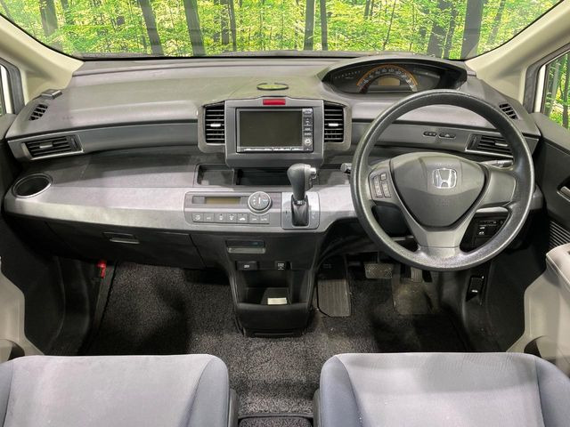 フリード1.5 G エアロ ジャストセレクション